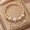 Pulseira de Contas DIY Transfronteiriça Europeia e Americana de Aço Inoxidável, Acessório de Pingente de Cisne em Forma de Coração de Luxo Leve, Joia de Pulseira da Moda