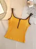 2049# Top Camisola Pequeno Elegante com Duas Alças Color Block e Botão para Mulheres, Peça de Sobrepor, Modelador, Bojos Embutidos, Lindo Top Regata nas Costas