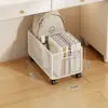 Caja de almacenamiento para libros con ruedas, perfecta para dormitorios estudiantiles, se puede colocar debajo del escritorio para guardar mochilas, un organizador móvil y práctico