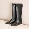 Botas de Plataforma con Tacón Cuña para Mujer Cremallera Trasera Punta Cuadrada 2026 Elásticas Temperamento Versátiles Nuevas Botas Adelgazantes Botas Largas Hasta la Rodilla de Otoño/Invierno para Mujer
