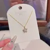 Collar Estrella Brillante, Diseño de Nicho de Lujo Ligero, Cadena para Clavícula Exquisita y Versátil con un Toque de Alta Gama, Collar para Uso Diario