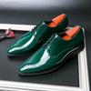 Sapatos de Couro Verde 2026 para Homens, Estilo Brogue, Sapatos de Casamento para Noivo Estilo Britânico, Novos Sapatos Masculinos de Tamanho Grande, Item Popular de Exportação