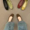 Zapatos de Punta Cuadrada de Boca Baja de una Sola Capa 2025 Primavera y Otoño Nuevos Estilo Francés de Noche Suaves Retro Suede Zapatos Planos Suaves para Mujer