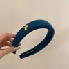 Diadema Roja Versátil para Mujer, Hace que la Cara Parezca Más Pequeña, Accesorio para el Cabello para Año Nuevo, Nuevo Estilo de Otoño e Invierno, Aspecto de Alta Gama, Pinza para el Cabello para Lavarse la Cara