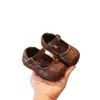 Zapatos Deportivos Casuales de Moda para Niñas 2025 Otoño Nuevos Zapatos Versátiles para Correr para Niños Mayores Zapatos de Cuero Antideslizantes para Niños