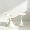 Arte en hierro, lujo ligero, juego de mesas de café pequeñas, mesa auxiliar de alta gama para sofá para la sala de estar, mesa redonda pequeña estilo diseñador, mesa auxiliar creativa