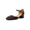 Sandalias de Dedo de Piel de Oveja para Mujer 2024 Nuevo Verano Punta Redonda Tacón Grueso Huecas de una Sola Capa Zapatos Vintage Camelia