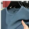 Playera Delgada Slub Seda de Hielo para Hombre Manga Corta Verano Elástica Ajustada Cómoda Sensación Fresca Top Casual Versátil Manga Media Moderna