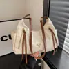 Bolsa de Grande Capacidade Design 2025, Novo Estilo de Nicho, Ombro Único Transversal, Outono Simples e Estiloso Casual Versátil Bolsa Transversal para Mulheres