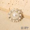 Broche de perlas de girasol para mujer, exquisito ramillete, diseño de alta gama, broche con cuello, accesorios antiluz.
