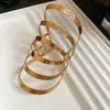 Pulsera Irregular Cóncava Transfronteriza Europea y Americana Estilo Frío Nicho Pulsera Moda Lujo Ligero Pulsera de Gama Alta para Mujer