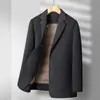 Directo de fábrica, nuevo traje de lana de doble cara para hombre de otoño e invierno con forro desmontable de plumón de pato, chaqueta casual de negocios
