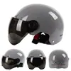 Casco de coche eléctrico ABS femenino masculino Cuatro Estaciones universal Pintura moda simple transpirable venta al por mayor no de motocicleta casco de verano