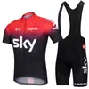 Ropa de Ciclismo Sky Traje de Manga Corta para Hombre Verano Ropa de Ciclismo de Carretera Secado Rápido Transpirable Pantalones de Ciclismo de Montaña con Tirantes Parte Superior