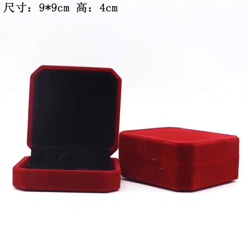 红色.jpg