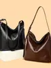 Bolsa Estilo Coreano 2025 Nova Bolsa Tote de Alta Qualidade para o Dia a Dia Bolsa Grande Feminina Transversal Versátil Bolsa de Ombro em Couro Macio Grande Capacidade