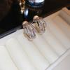 Aretes de Arco Plisado en Forma de U de Zirconia Aguja de Plata Aretes de Tuerca de Plata Simples Nicho Elegantes