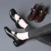 2026 Primavera Outono Novo Comércio Exterior Moda Casual Sapatos Femininos Bico Redondo Tira Única Salto Baixo Mary Jane Flats Femininos Transfronteiriço