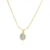 Colar Oval de Aço Titânio de Entrada Simples de Luxo Nicho Pingente Olho de Gato Corrente da Clavícula Design Elegante Joia de Alta Qualidade