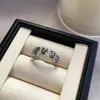 Anillo de Mariposa de Plata con Circonita de Alta Gama y Moda para Mujer, Exquisito Micro-Pavé Elegante, Apertura Versátil, Anillo Ajustable para el Dedo Índice