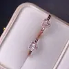 Anillo de Morganita Natural con Cristales Limpios y Color Único, Chapado en Plata S925 con Oro Rosa, Piedra Principal de 5 mm