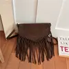 Bolsa Retrô Transfronteiriça Feminina Outono 2026 Nova Bolsa de Franjas Grande Capacidade Personalidade Versátil Bolsa de Ombro Único Transversal