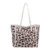 Nuevo bolso tote otoño/invierno 2026, de gran capacidad, elegante, retro, casual y bolso de hombro único para mujer