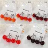 Brincos de Cereja Vermelha Doces e Exquisitos, Design de Nicho, Brincos de Luxo Acessível, Brincos Versáteis para o Dia a Dia, Brincos Elegantes