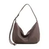 Bolso Tote Retro Transfronterizo de Nicho Tipo Bollo para Mujer 2025 Invierno Nuevo de Gran Capacidad Lujo Ligero de Un Solo Hombro Cruzado