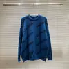 Suéter Tejido de Punto con Cuello Redondo, Logo Repetido de Letras, Tendencia Otoño e Invierno 2025, Marca Nueva, para Hombres y Mujeres, Top Holgado Casual