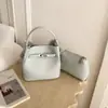 Bolsa Simples Pequena Tote Bag para Mulheres 2026 Primavera Novo Estilo Bolsa Saco de Alto Valor para o Dia a Dia e Uso Casual, Bolsa de Ombro Único Transversal