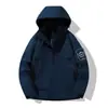 Chaqueta de tres en uno de alta calidad hecha a medida para mujer, nuevo modelo otoño e invierno 2026, para personas menudas, ropa de montaña cortavientos para exteriores