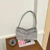 2026 Nuevo Estilo Coreano Moda Nicho Retro Estilo Artístico Bolso de Axila de Gama Alta Versátil Bolso de Hombro Único Cruzado