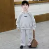 Conjunto de Ropa para Niños Primavera y Otoño 2026 Estilo Nuevo Sudadera Infantil Conjunto de Dos Piezas Elegante Ropa de Bebé de Primavera de Moda