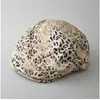 Nueva Gorra de Visera Adelantada con Estampado de Leopardo, Unisex Moda Estilo Callejero Fresca Moderna Dulce Estilo Chica Atrevida Protector Solar Gorra de Béisbol