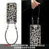 Boneca com Laço Estampa de Leopardo Adequada para Capa de Celular Iphone17Pro Apple 15 Fio de Pena 16 com Cordão 14 Tudo Incluído