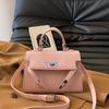 Bolsa Pequena Transfronteiriça Feminina 2025 Nova Moda Versátil Ombro Transversal Pequena Quadrada Bolsa Kelly Portátil de Alta Qualidade
