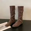 Botas western planas de moda con tiras cruzadas que aumentan la altura, punta redonda 2026, botas de montar de altura media, botas largas, botas de tacón apilado para mujer
