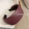 Diadema de Lavado Facial de Cuero PU Estilo Coreano con Borde Ancho Diadema Retro de Lujo Ligero para el Cabello Atado del Cabello Superior del Cráneo Femenino