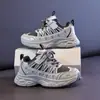 Zapatillas deportivas para niñas, zapatillas de correr ligeras de suela blanda para niños, nuevas zapatillas de malla transpirable para papá para primavera y otoño 2026