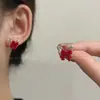 Aretes de Bola de Pelo con Lazo Rojo Ankora para Nochevieja, Exquisitos Retro, Simples, de Gama Alta y Versátiles, Pendientes Elegantes