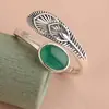 Anel de Rosto de Ovo de Jaspe Hetian Banhado a Prata Pedra Verde Pena Moda Retrô Personalidade Anel Aberto Outlet de Fábrica