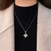 Colar de Suéter com Pingente de Floco de Neve de Zircônia Dourada Café para Mulheres Acessórios de Outono e Inverno de Luxo Leve e Temperamento de Alta Qualidade