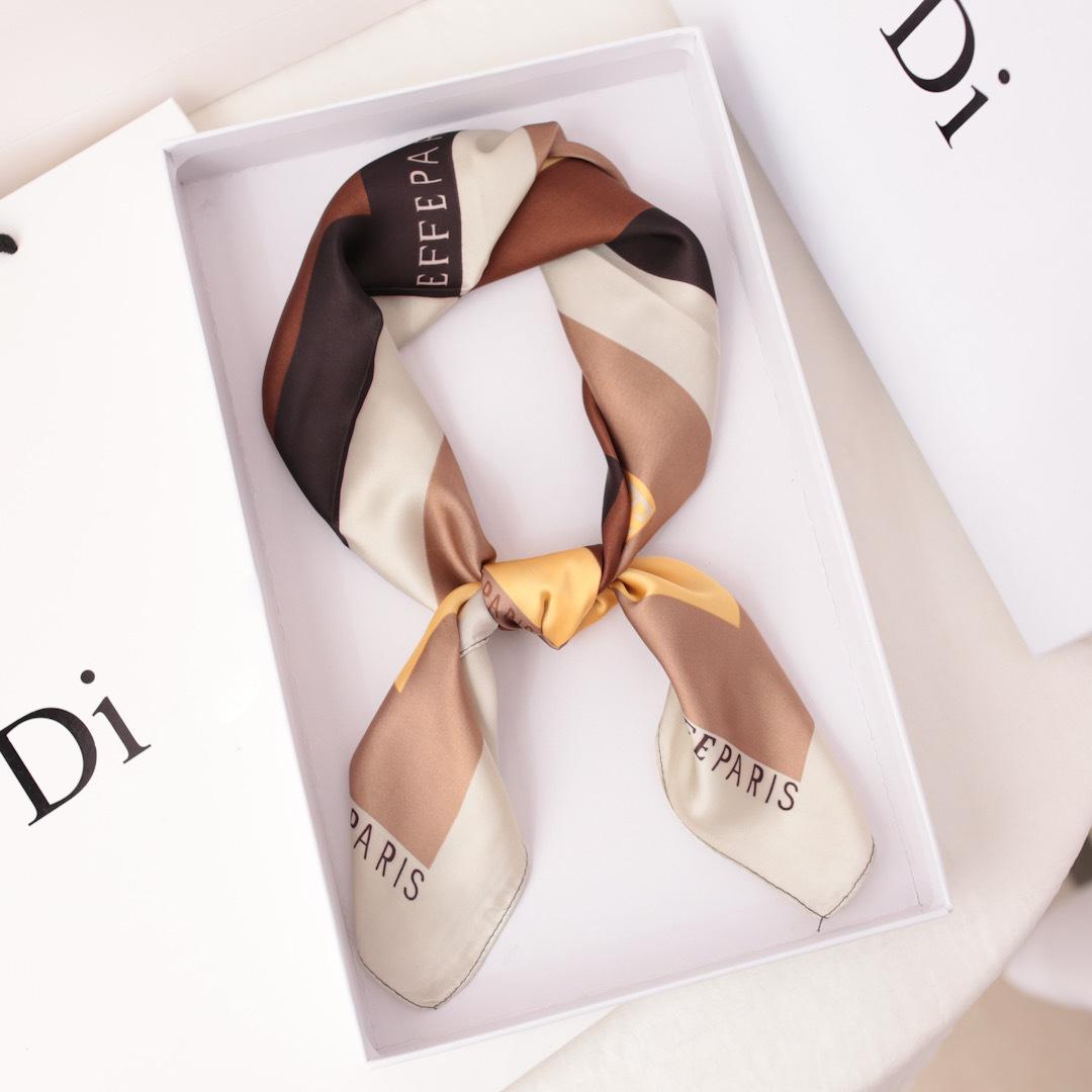 0A7494F0-6DDA-409B-BB2B-02BA76