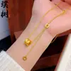 Loja de Ouro Mesmo Estilo Banhado a Ouro Gelo Triturado Trevo de Quatro Folhas Cabacinha Colar para Mulheres, Versátil e Elegante, Borboleta em Forma de Coração Corrente de Clavícula Joia