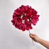 Flor Artificial Hidratante de Tacto Húmedo Flor de Seda Hortensia Arreglo de Mesa para Boda Flor Artificial 90 Flores Rama Única Hortensia Tacto Hidratante Venta al por Mayor