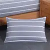 Funda de almohada de tela gruesa para adultos Precio especial Liquidación Estilo nuevo Paquete de par Resistente al color Cierre de cremallera