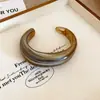 Europa y Estados Unidos Pulsera de Halo con Superficie de Brillo Exagerado Moda Simple Versátil Pulsera de Temperamento Sentido del Diseño Pulsera de Nicho para Mujeres