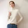 Novidades de Outono Gola Empilhada Babado Simples Versátil Suéter de Cashmere Malha Feminina Malha Solta Camada Base Macio e Suave