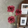 Flores Artificiales Rosa Cappuccino de 3 Cabezas Decoración de Salón de Bodas Escena Arreglo Floral Flores Decorativas Accesorios para Fotografía Venta al por Mayor